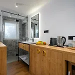 Exclusive Porto 3* פורץ