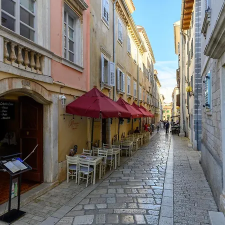 Гостевой дом Exclusive Porto Пореч